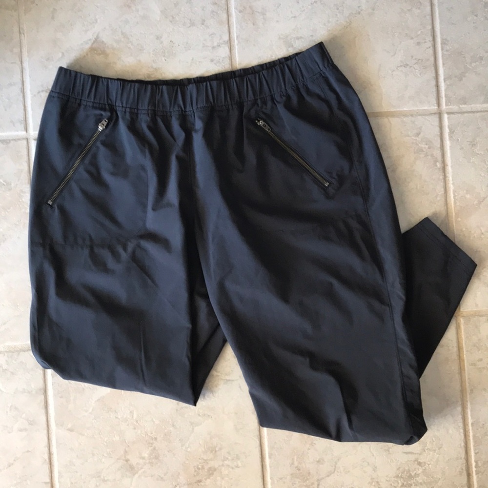 Athleta featherweight stretch joggers